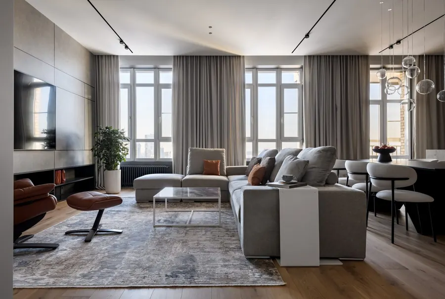 Wohnung in Grautönen – Esszimmer
